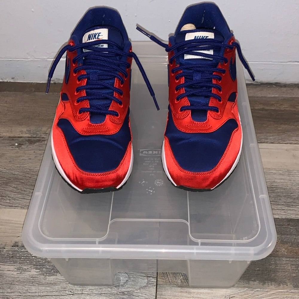 Authentic Nike Air Max